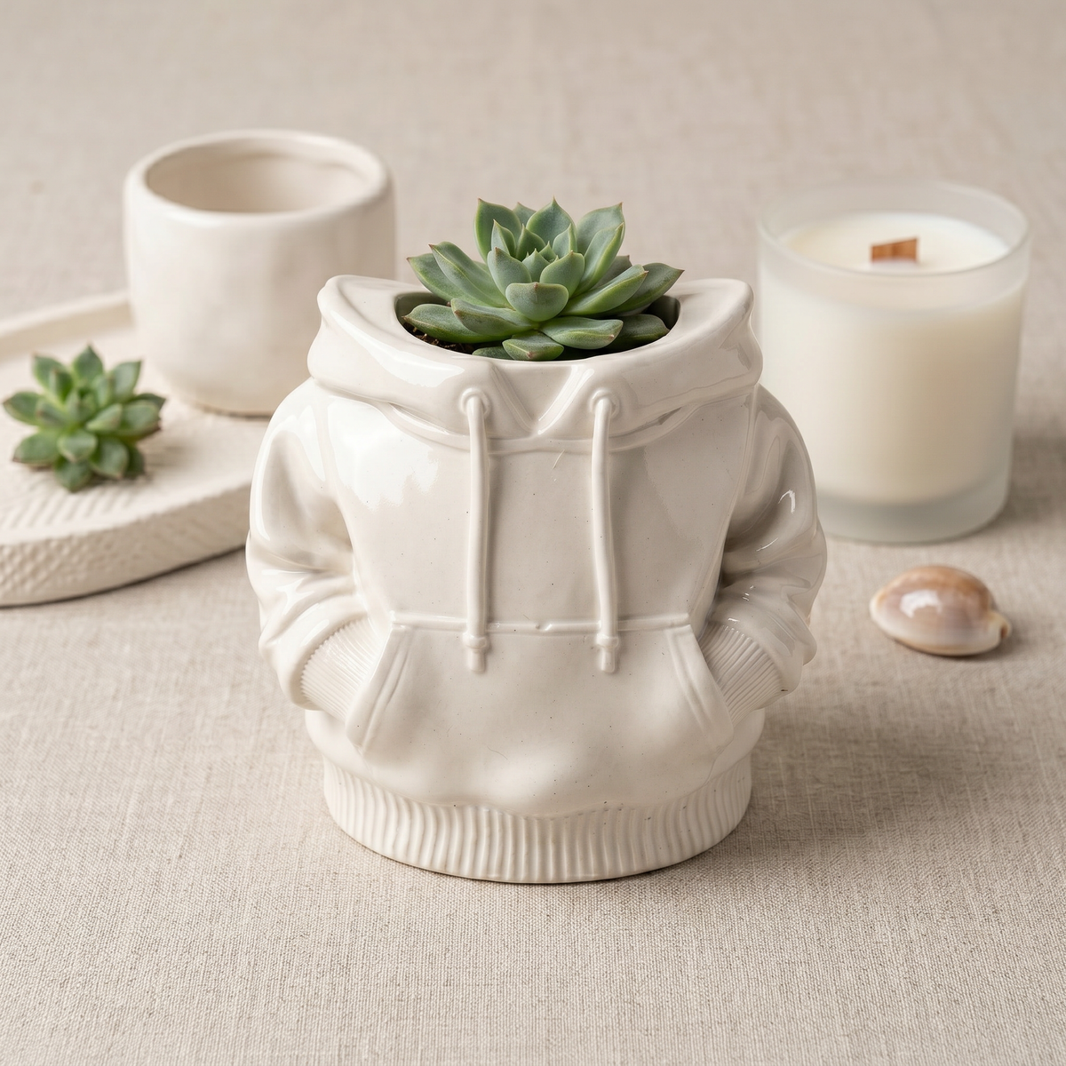 Hoodie Planter, Gypsum White 4"